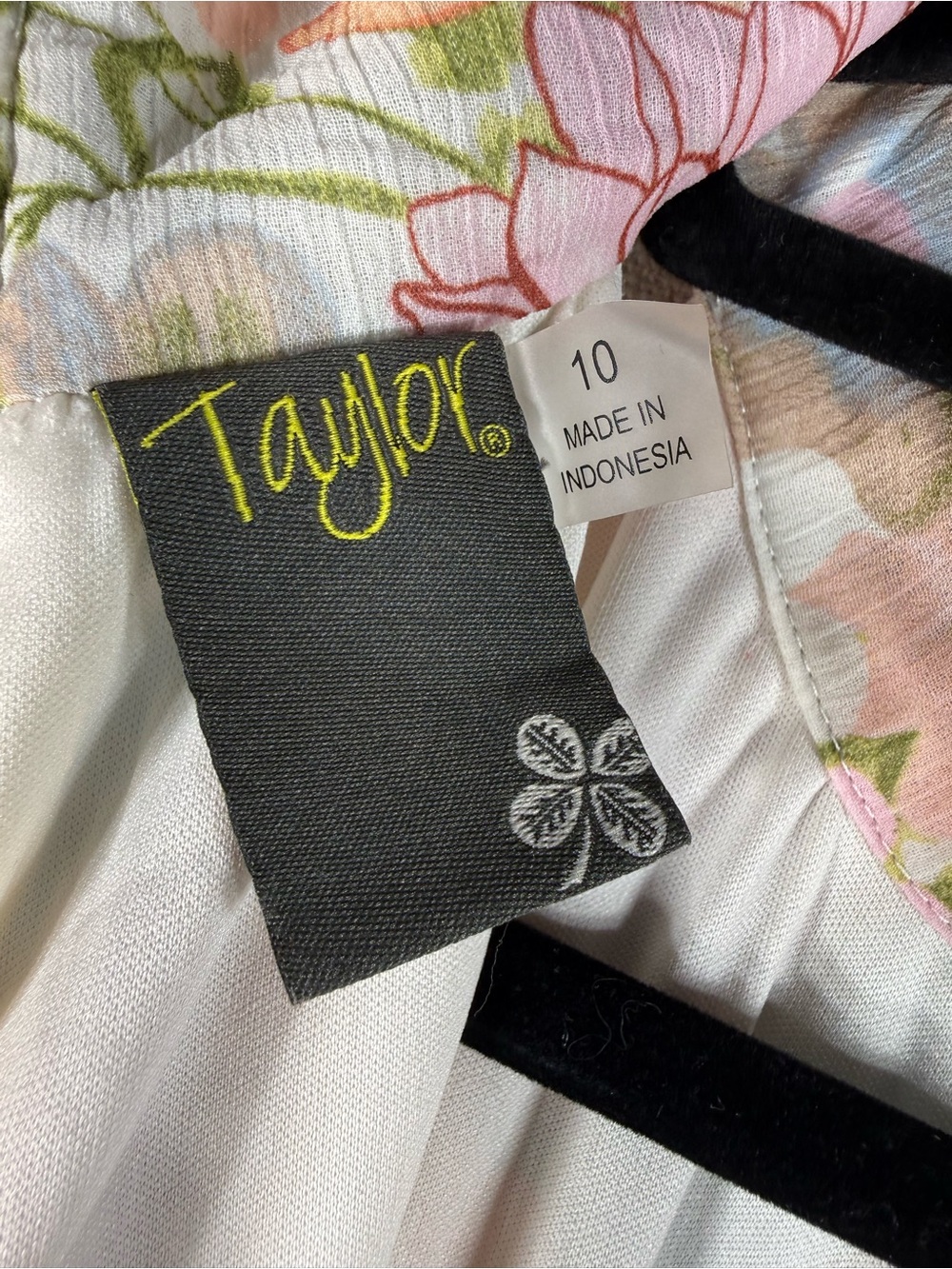 Taylor Pastel Floral Halter Maxi Dress with Belt - Picture 7 of 9